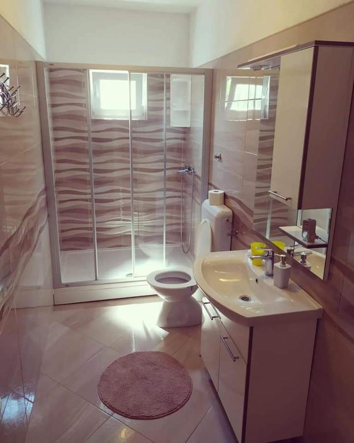 Lana Apartment บีโอกราดนาโมรู ห้อง รูปภาพ