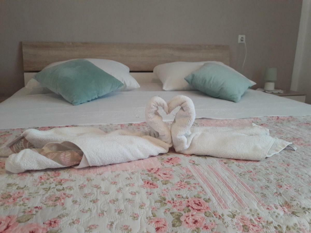 Lana Apartment บีโอกราดนาโมรู ภายนอก รูปภาพ